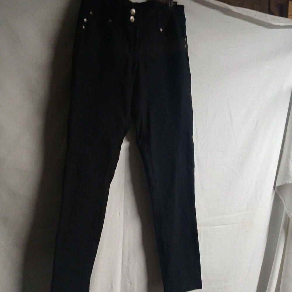 Sabrina Lauren Ankle Pants Size 6 RN#87348 Black  Stretch